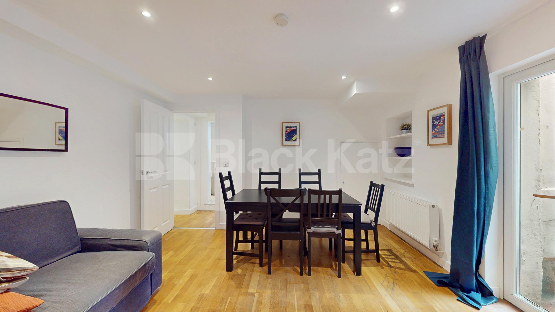 Refurbished Refurbished Two Bedroom Flat in Elegant Period Conversion Rochester Road, Camden